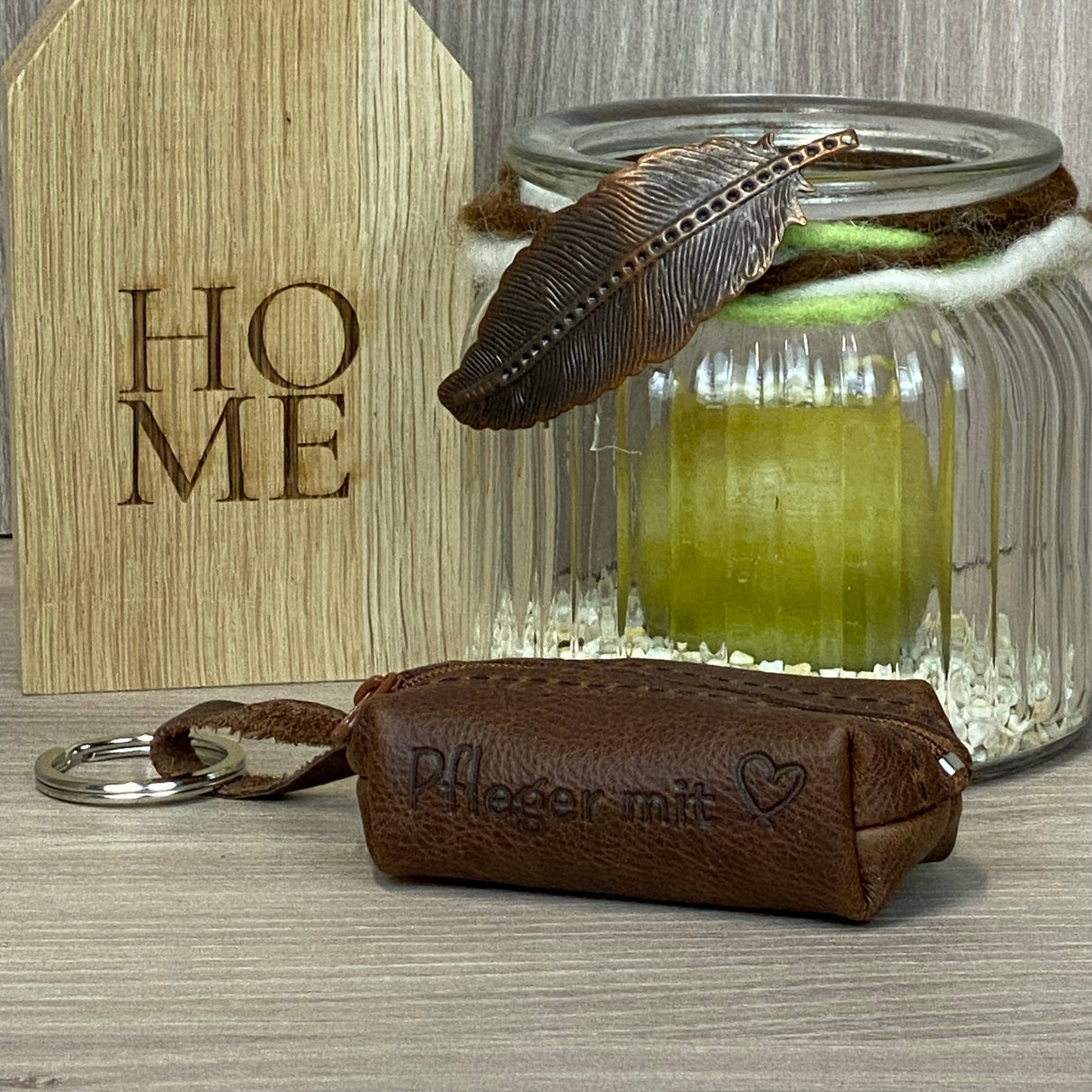 Schlüsseltasche Pfleger / Pflegerin mit Herz,