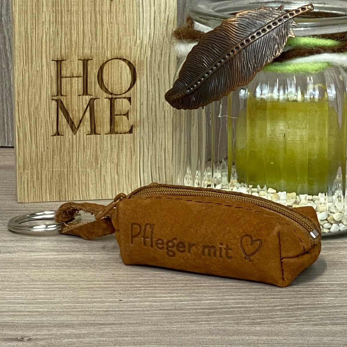 Schlüsseltasche Pfleger / Pflegerin mit Herz,