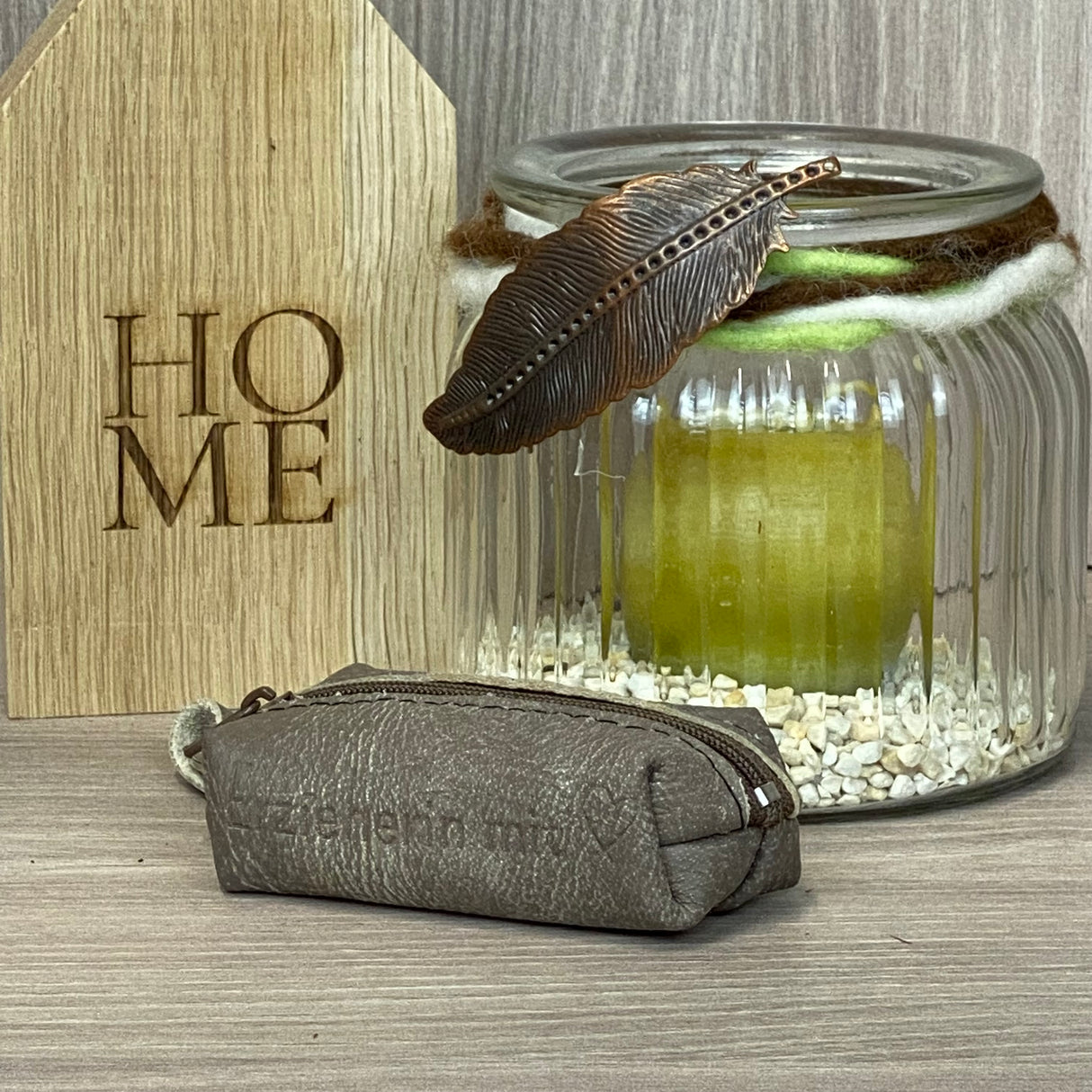 Handliche Echtleder Schlüsseltasche, ca. 10x5x3 cm – stilvolles Accessoire für Alltagsheldinnen