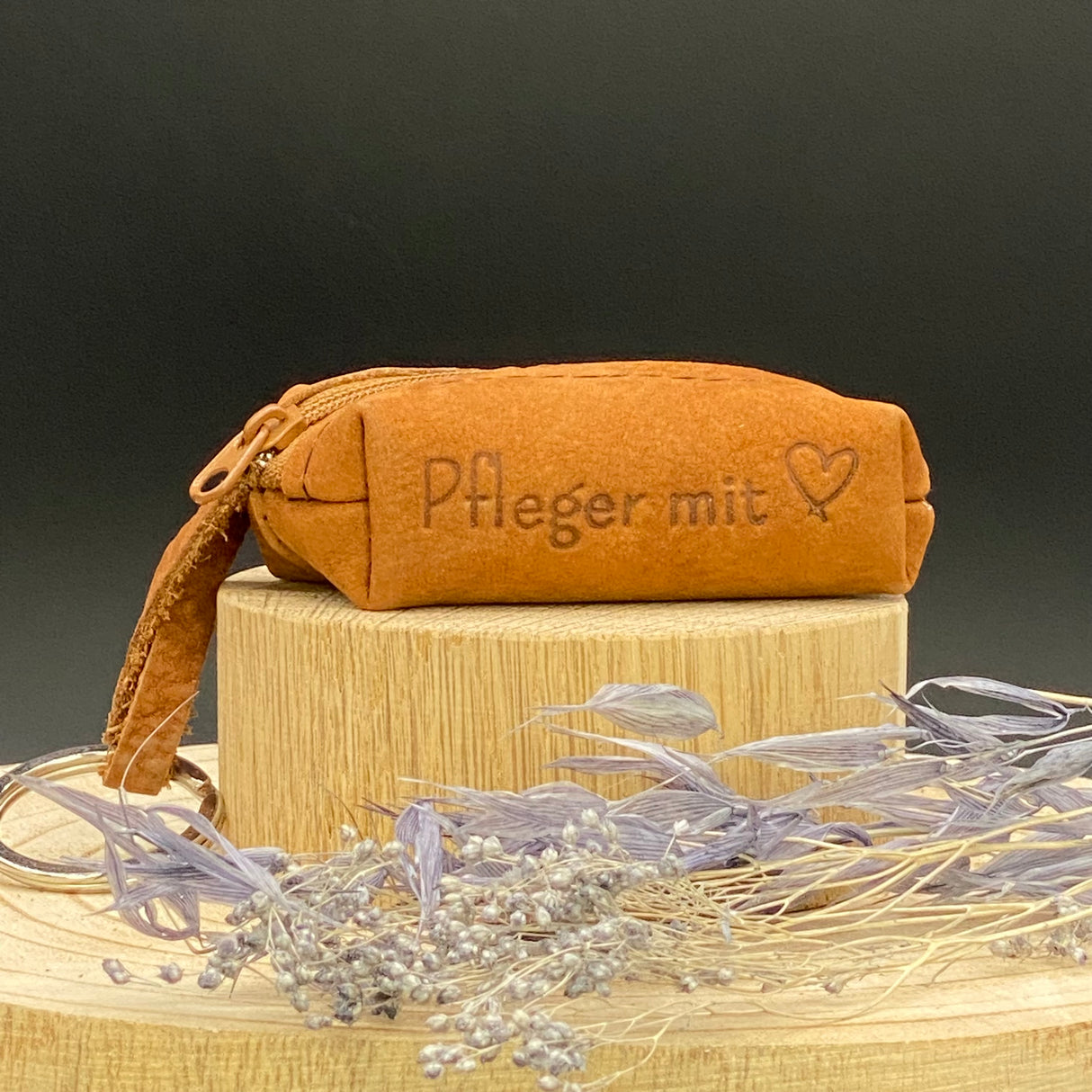 Schlüsseltasche Pfleger / Pflegerin mit Herz,