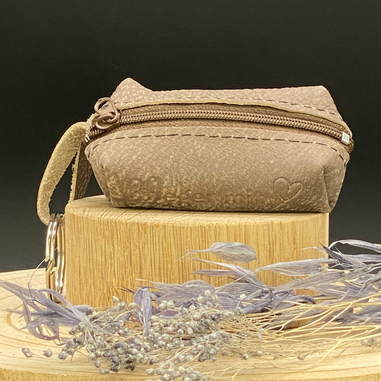 Schlüsseltasche Pfleger / Pflegerin mit Herz,