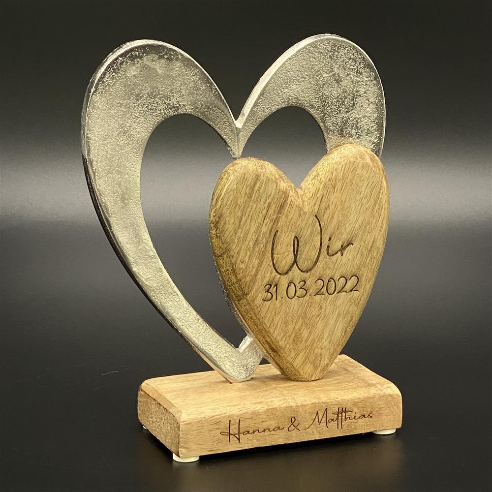 Dekoherzen aus Mangoholz und Metall, personalisierbar