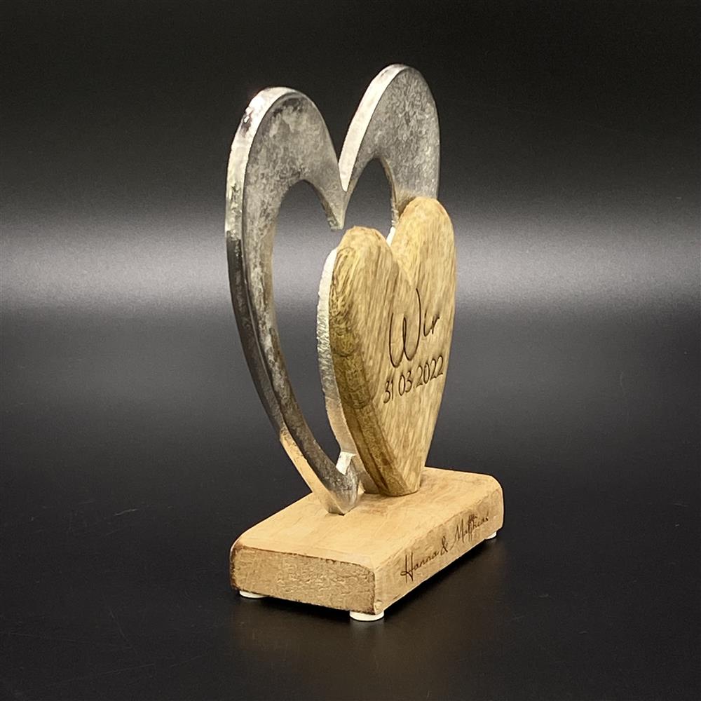 Dekoherzen aus Mangoholz und Metall, personalisierbar