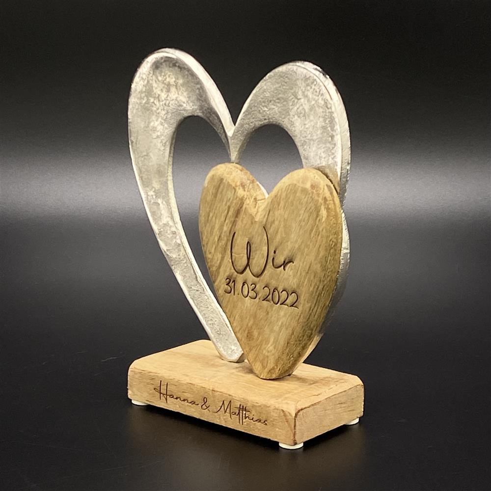 Dekoherzen aus Mangoholz und Metall, personalisierbar