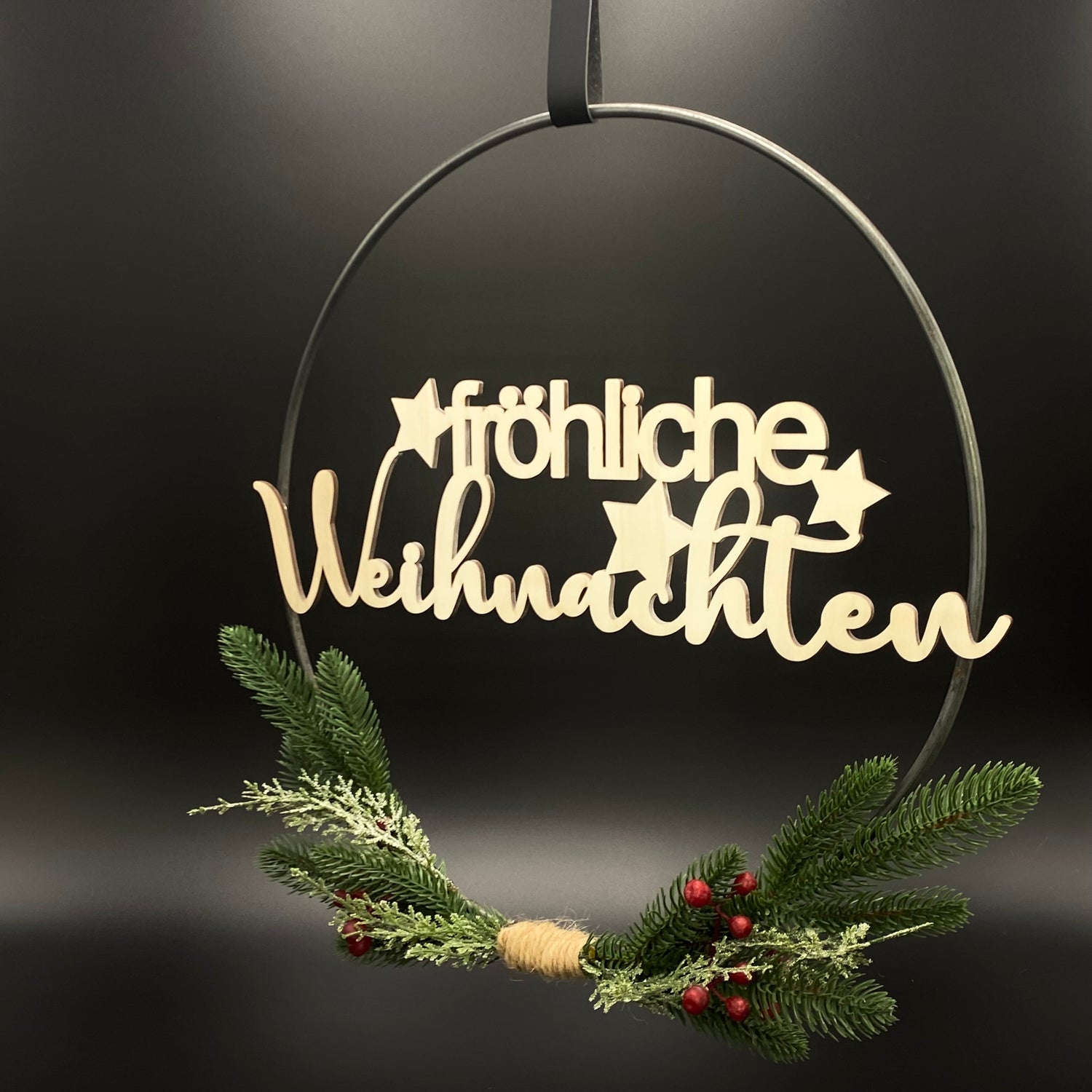 Christmas Loop Tannengrün, rote Beeren