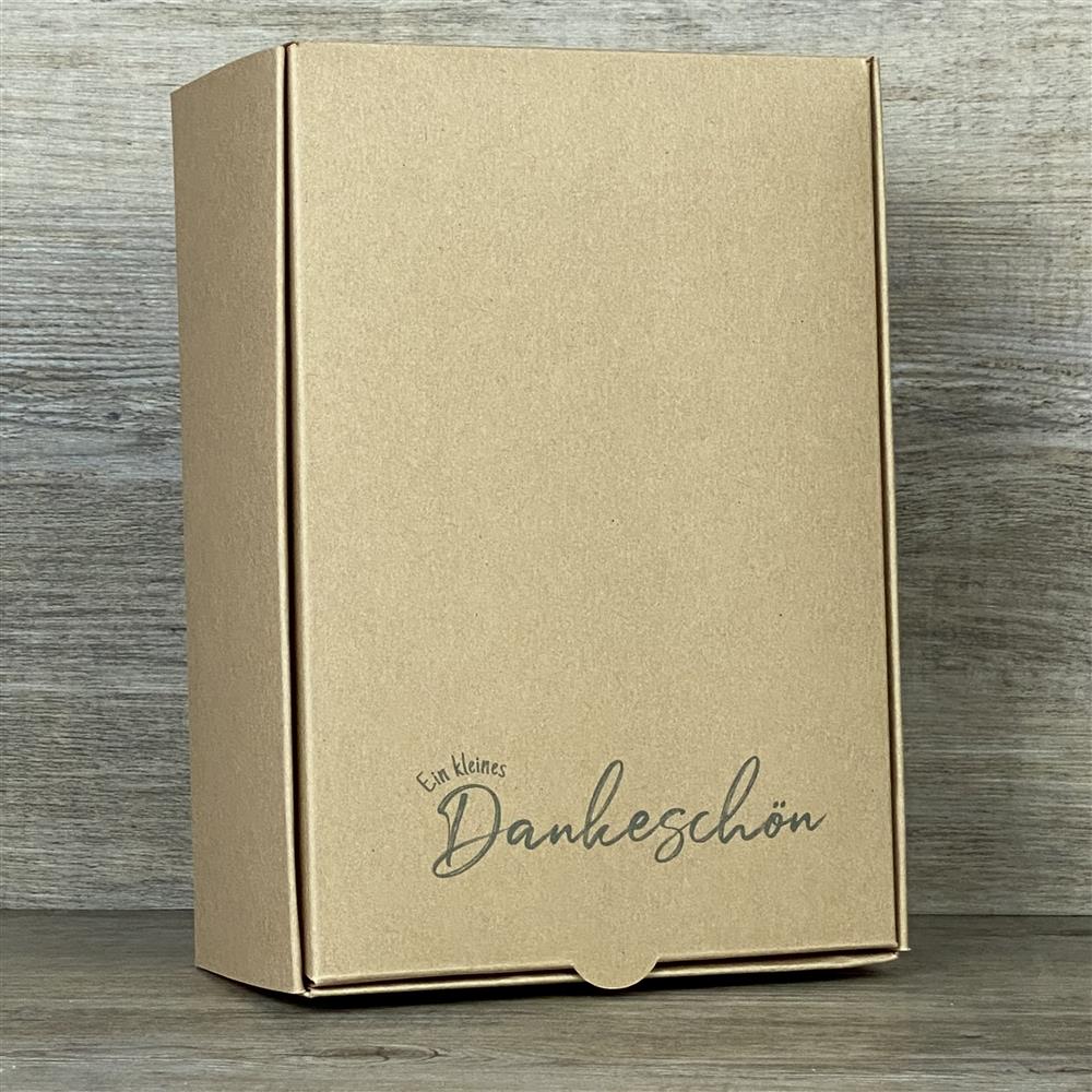 Wunderschöner Geschenkkarton aus hochwertigem Kraftkarton. 5 Stück. Größe: 20 x 14,5 x 8 cm. Aufdruck: Ein kleines Dankeschön. Ideal zum stilvollen Verpacken kleiner Geschenke.