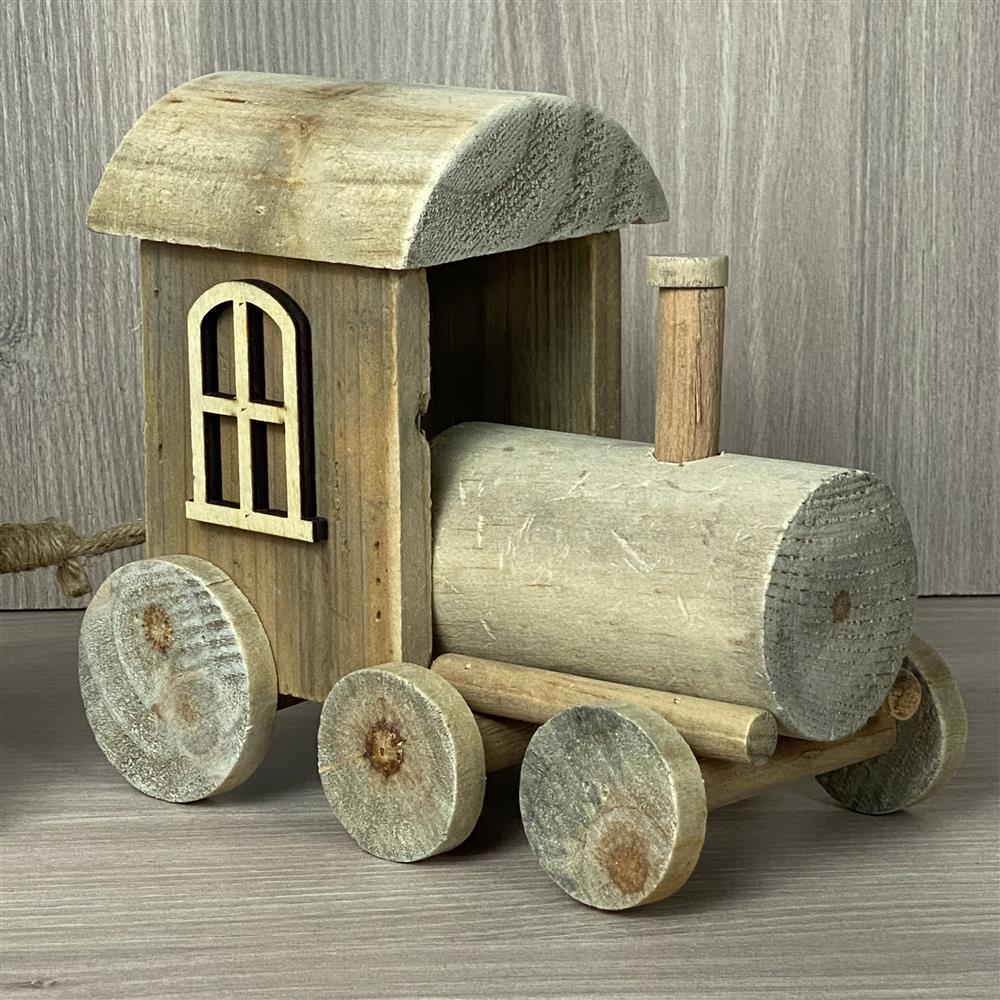 Hochwertiger Holzzug aus massivem Treibholz – rustikales Design mit stabiler Verarbeitung.
Zwei Wagen mit personalisierbaren Schriftzügen machen jedes Geschenk einzigartig.
Naturprodukt – Farbabweichungen möglich, jedes Stück ein Unikat.
Ein besonderes Geschenk zum runden Geburtstag oder Jubiläum.
Dekoration für Regal, Wohnzimmer oder als bleibende Erinnerung.