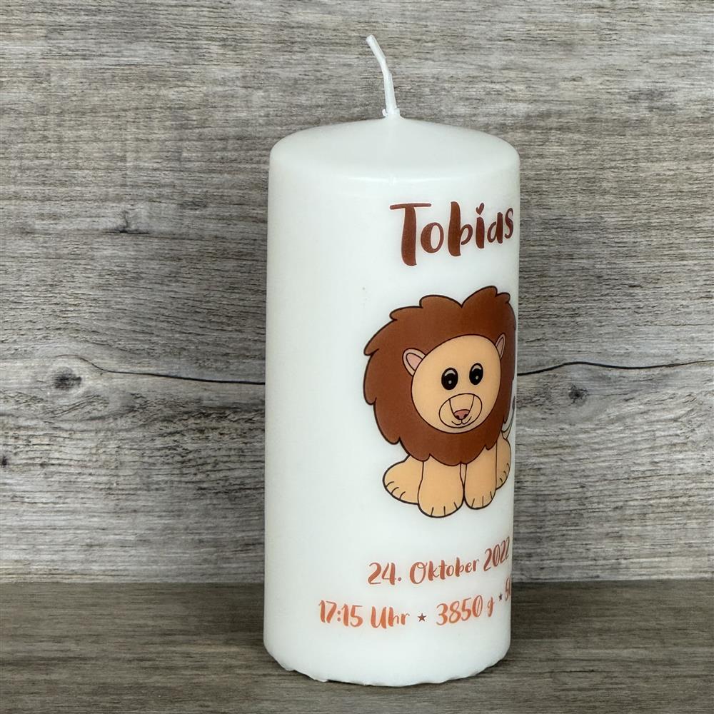 Kerze 15 x 6cm, Geburt - Löwe, personalisiert