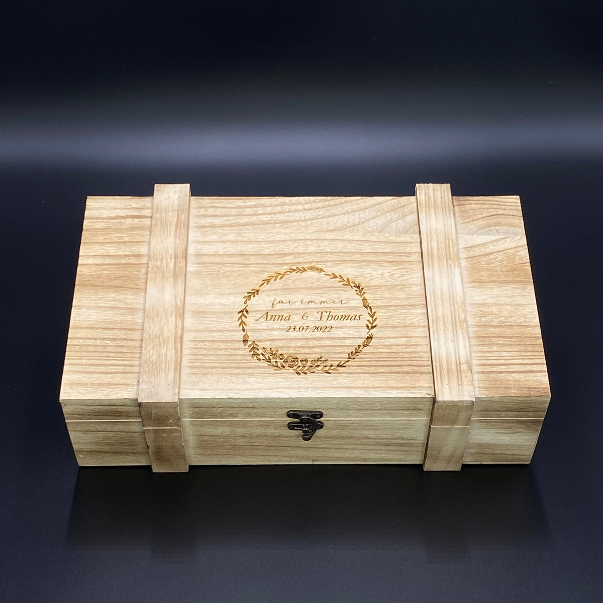 Personalisierte Weinkiste zur Hochzeit, Hochzeitstag & Jubiläum