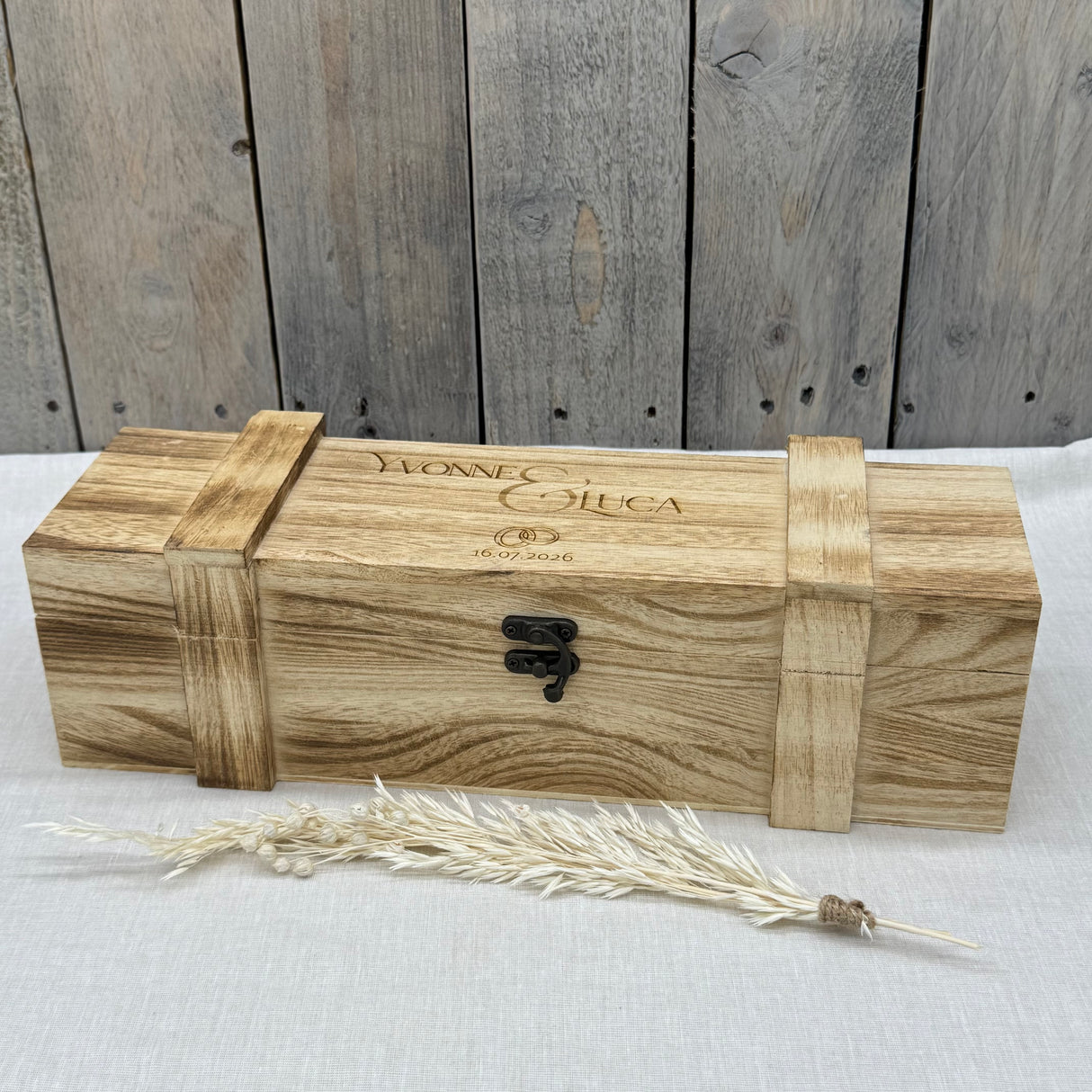 Personalisierte Weinkiste zur Hochzeit, Hochzeitstag & Jubiläum