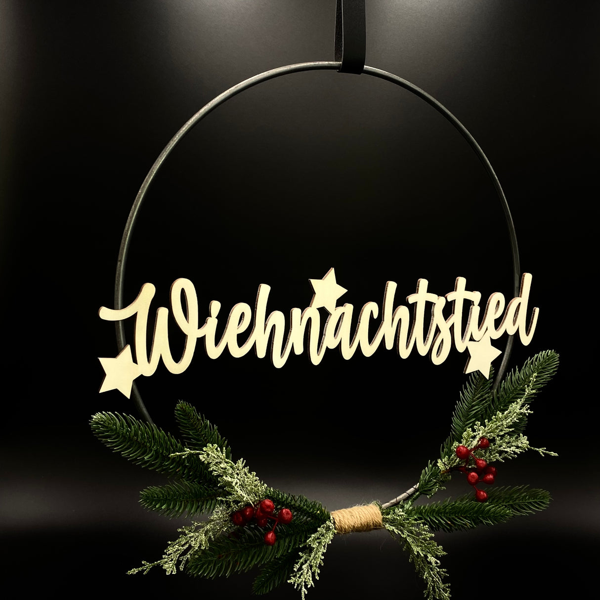 Christmas Loop Tannengrün, rote Beeren