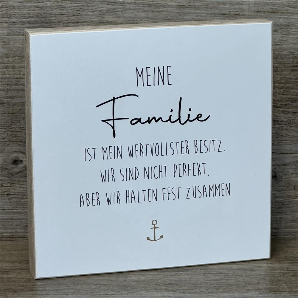 Wooden Block - Meine Familie ist mein wertvolslter Besitz mit Goldprägung