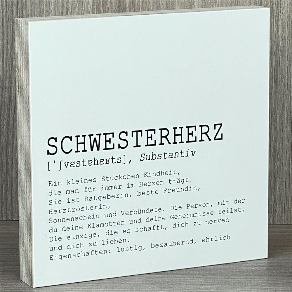 Ein liebevoller Wooden Block Art „Schwesterherz“ – das perfekte Geschenk für deine Schwester. Der Text würdigt die besondere Verbindung, gemeinsame Erinnerungen und Liebe zwischen Geschwistern. Handgefertigt aus Naturholz, jedes Stück ein Unikat. Ideal für Geburtstag, Weihnachten oder einfach als kleine Aufmerksamkeit. Ein emotionales, personalisiertes Geschenk voller Herz.