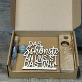 Deko Aufsteller Deluxe Das Schönste an uns ist das Wir, personalisierbar