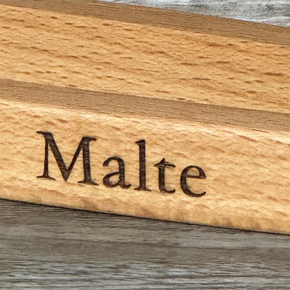 Geschenkpaket 'Grillgott', personalisierte Grillzange und Weinflasche Grillgott