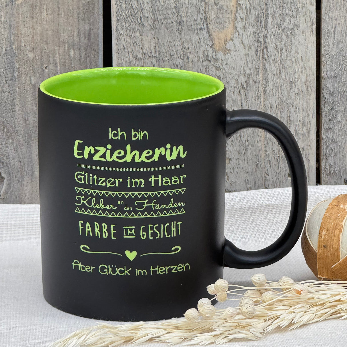 Keramiktasse - Ich bin Erzieherin, personalisierbar