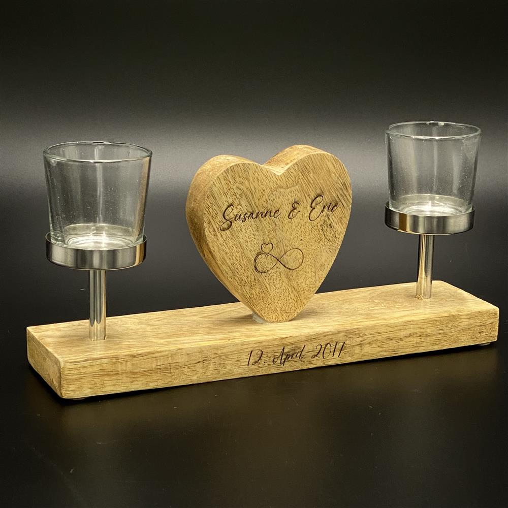 Herz aus Mangoholz mit 2 Windlichtern, personalisierbar