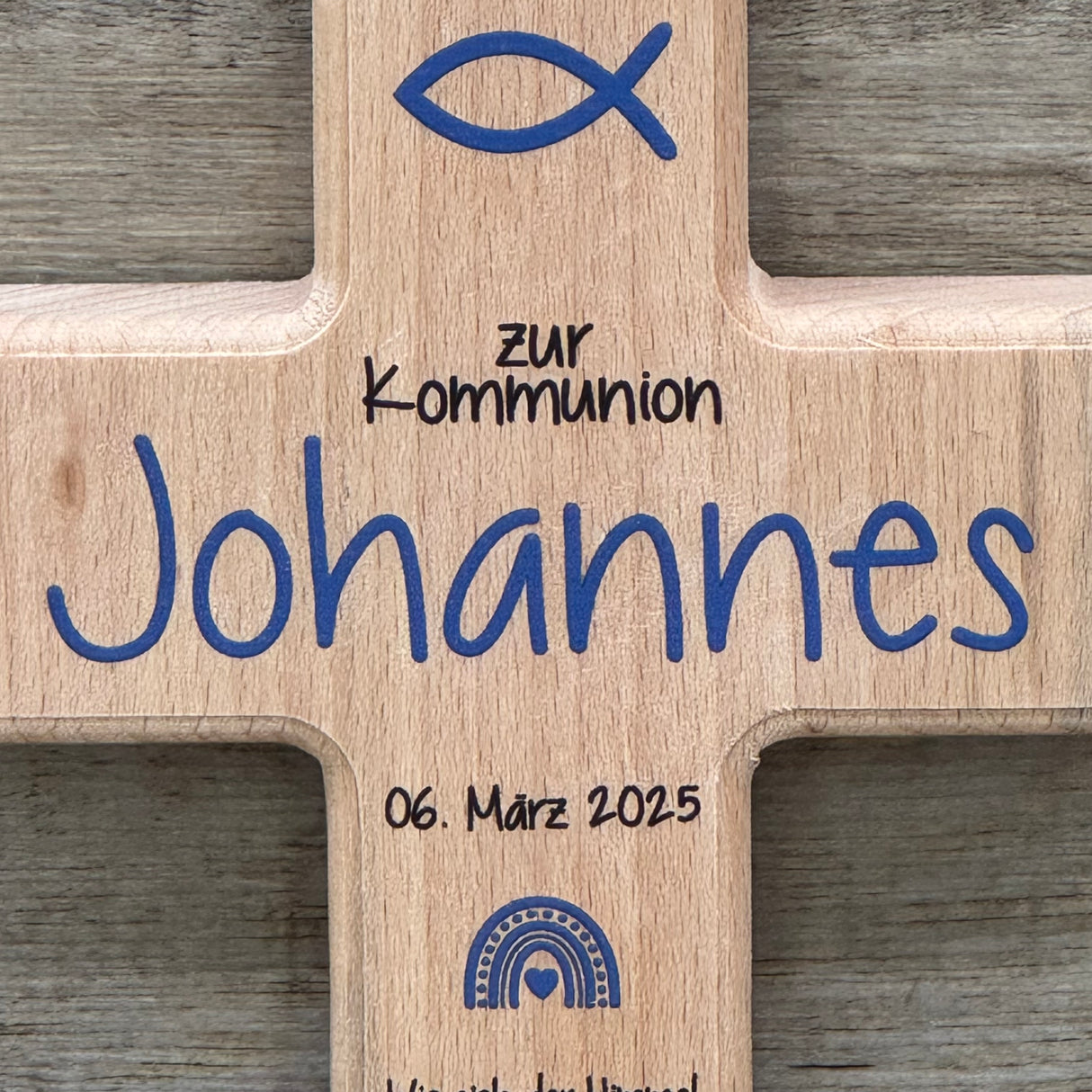 Holzkreuz, Kommunion - Fisch, personalisiert