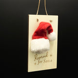 Weihnachtskarte „Glückssterne für dich“ aus hochwertigem 4 mm Pappelholz, verziert mit zarten Stern-Elementen.  
Größe ca. 16 × 11 cm, mit Band zum Aufhängen – ideal als festliche Deko oder charmantes Geschenk.  
Verschenken Sie Glück und Freude mit einer liebevoll gestalteten Holzkarte.  
Jede Karte wird in einer Geschenkverpackung geliefert, Aufdruck: „Ein zauberhaftes Weihnachtsfest“.  
Personalisierbar – für eine individuelle Botschaft an besondere Menschen in der Weihnachtszeit.
