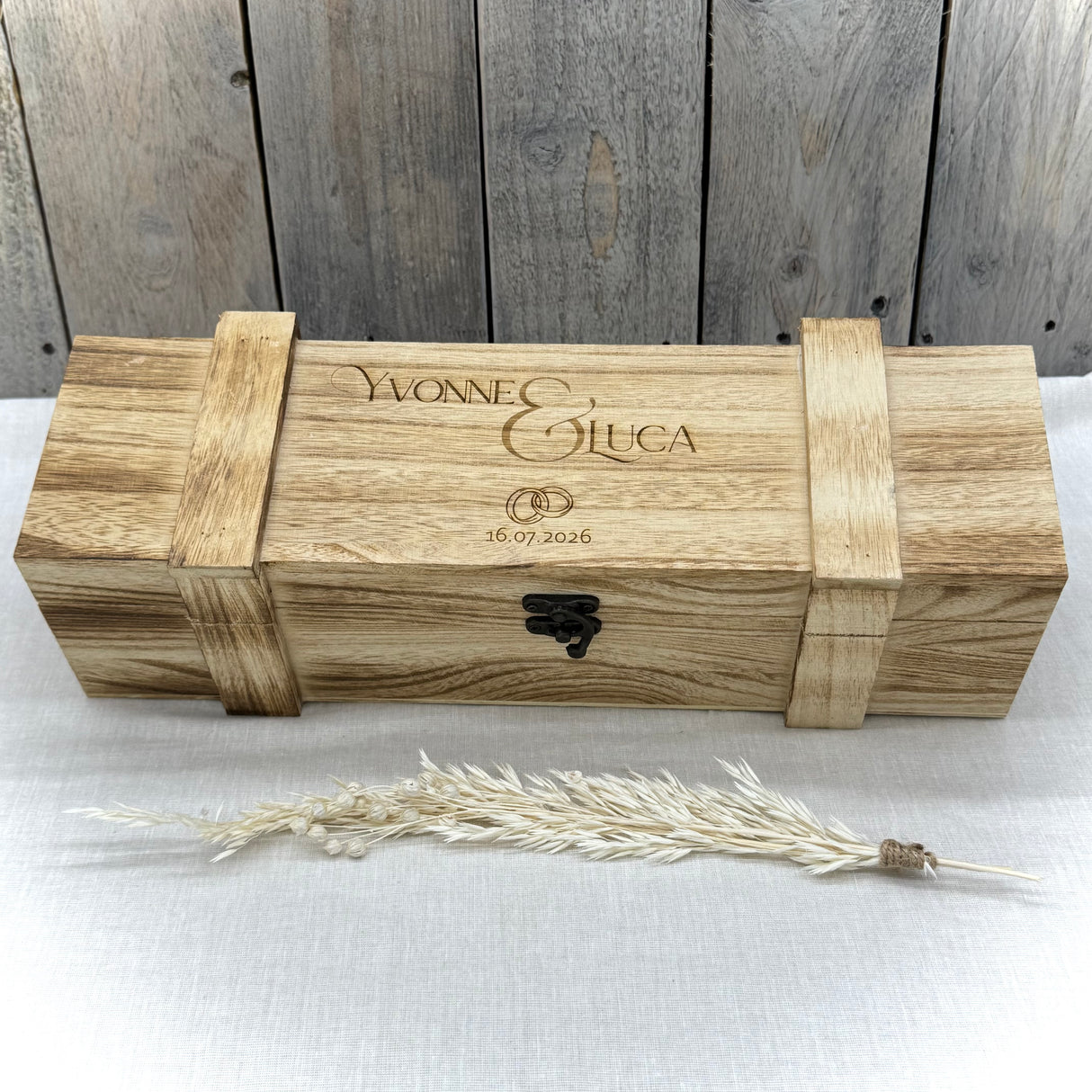 Personalisierte Weinkiste zur Hochzeit, Hochzeitstag & Jubiläum