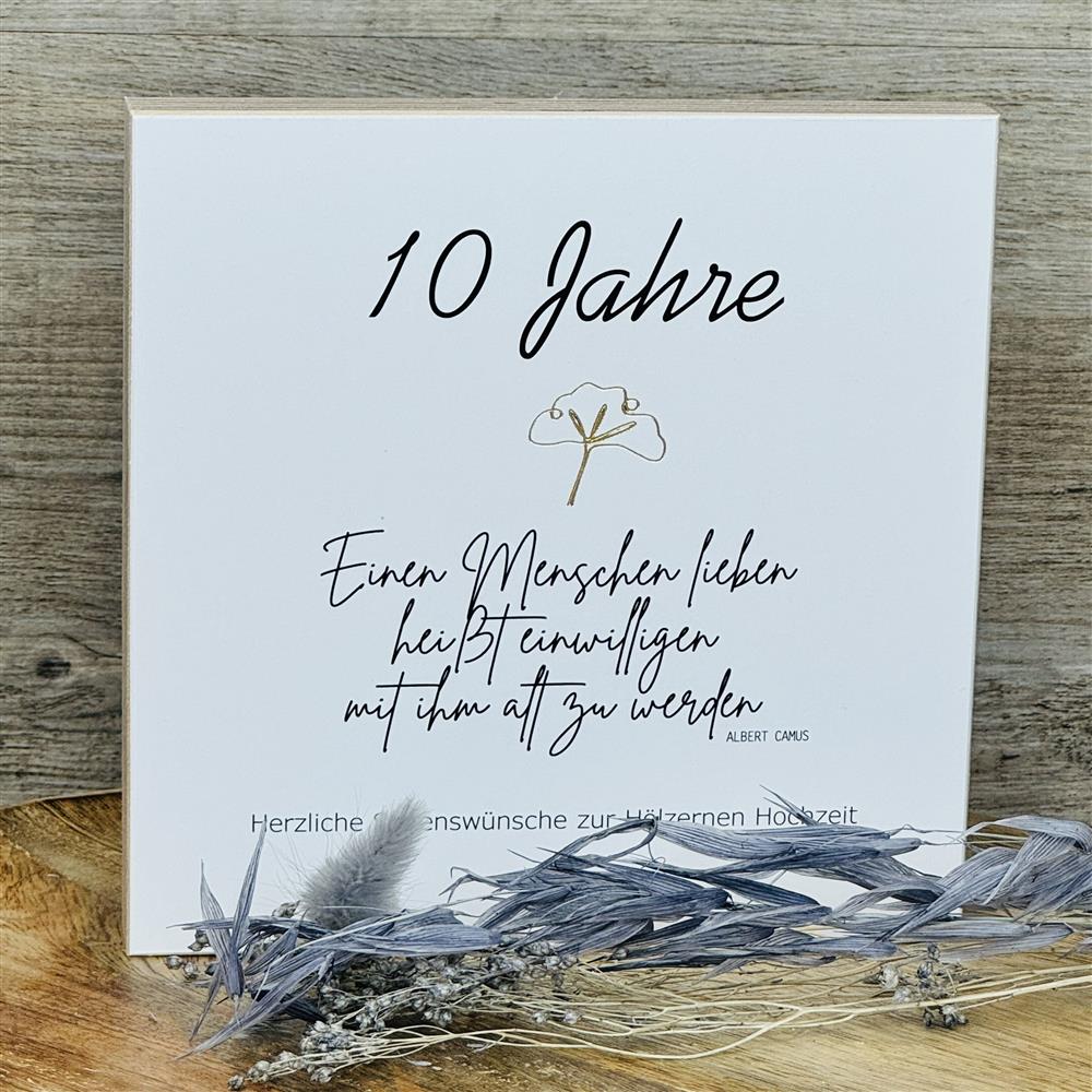 Wooden Block - 10 Jahre Einen Menschen lieben mit Goldprägung