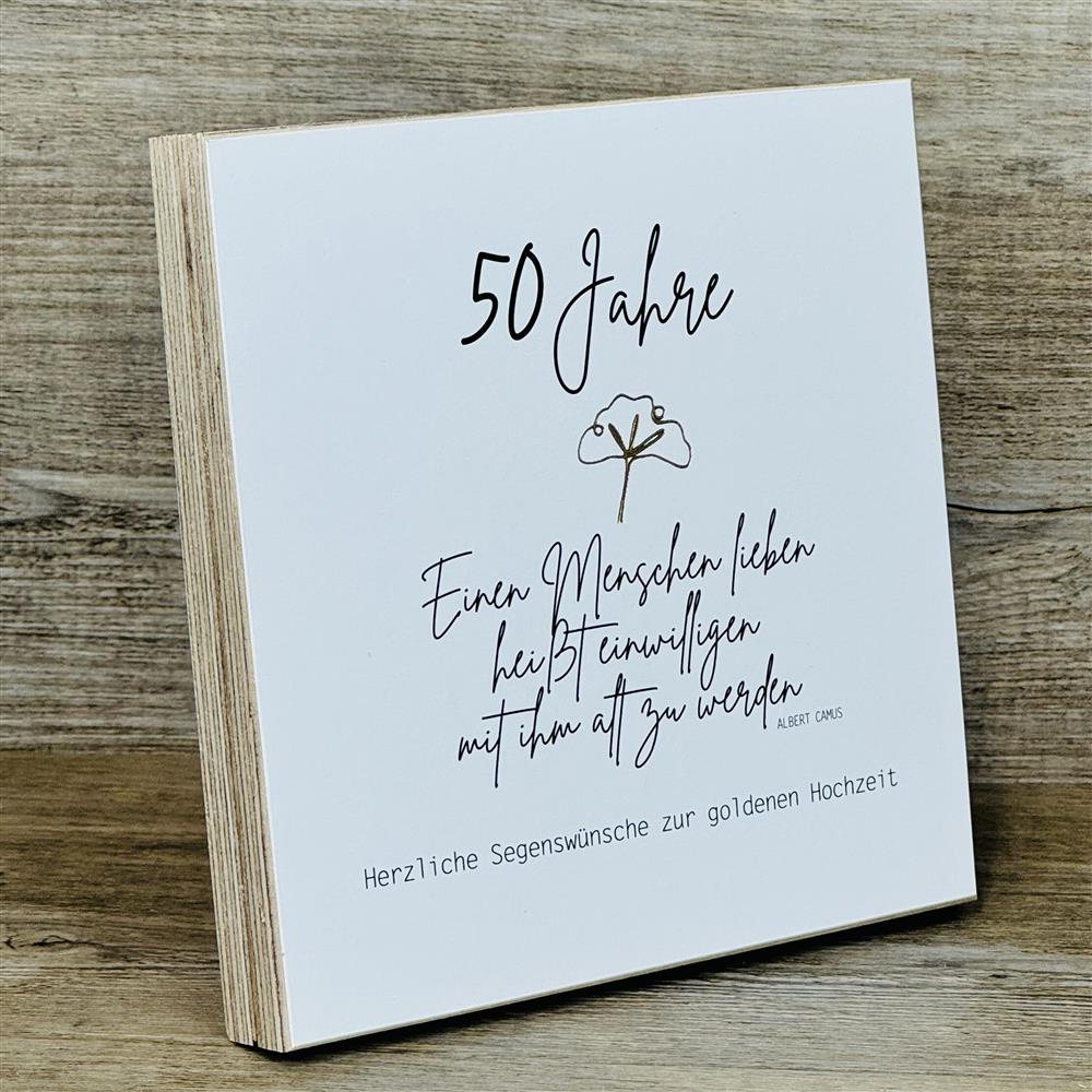 Wooden Block - 50 Jahre Einen Menschen lieben mit Goldprägung