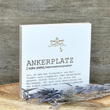 Wooden Block - Ankerplatz mit Goldprägung