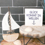 Wooden Block - Glück kommt in Wellen