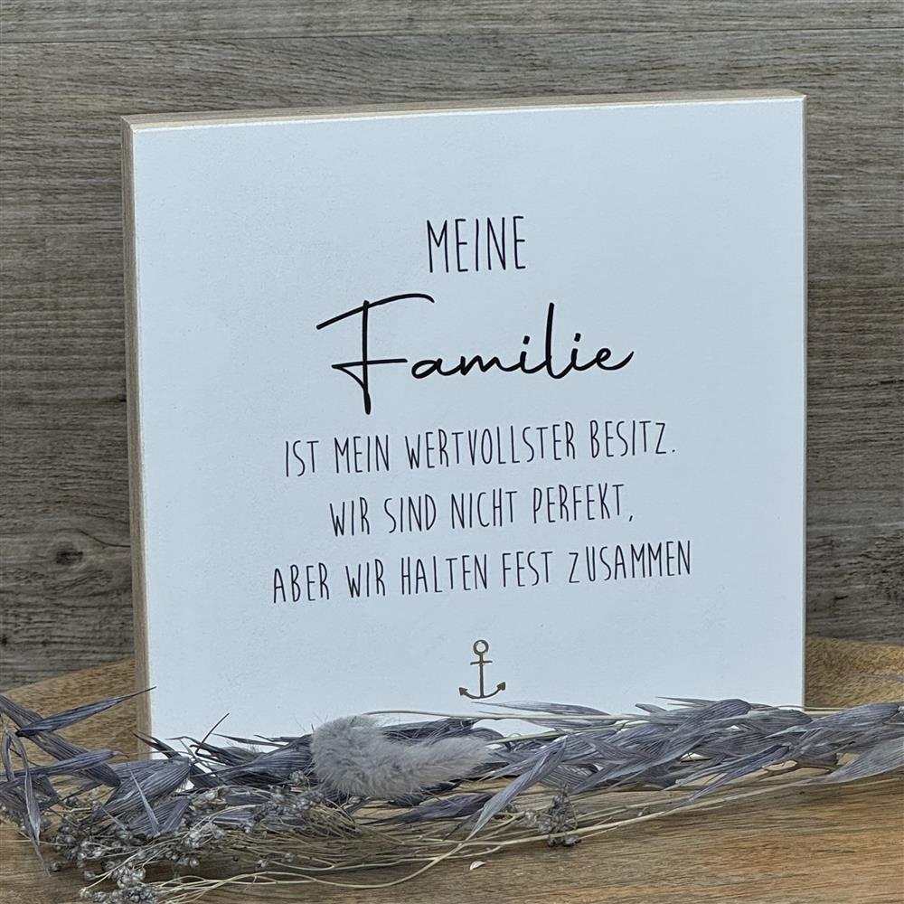 Wooden Block - Meine Familie ist mein wertvolslter Besitz mit Goldprägung