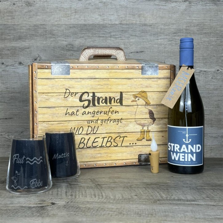Geschenkpaket "Der Strand hat angerufen und gefragt wo Du bleibst...", groß, Strandwein Chardonnay, inkl. LED Kerzenlicht