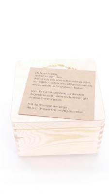 Erinnerungsbox Hochzeit, Laergravur Kranz, personalisiert