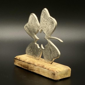 Kleeblatt aus Metall auf einem Mangoholzsockel, personalisierbar