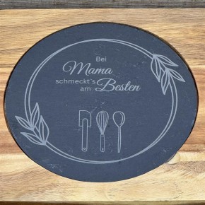 Servierplatte mit Messer, Bei Mama schmeckts am Besten